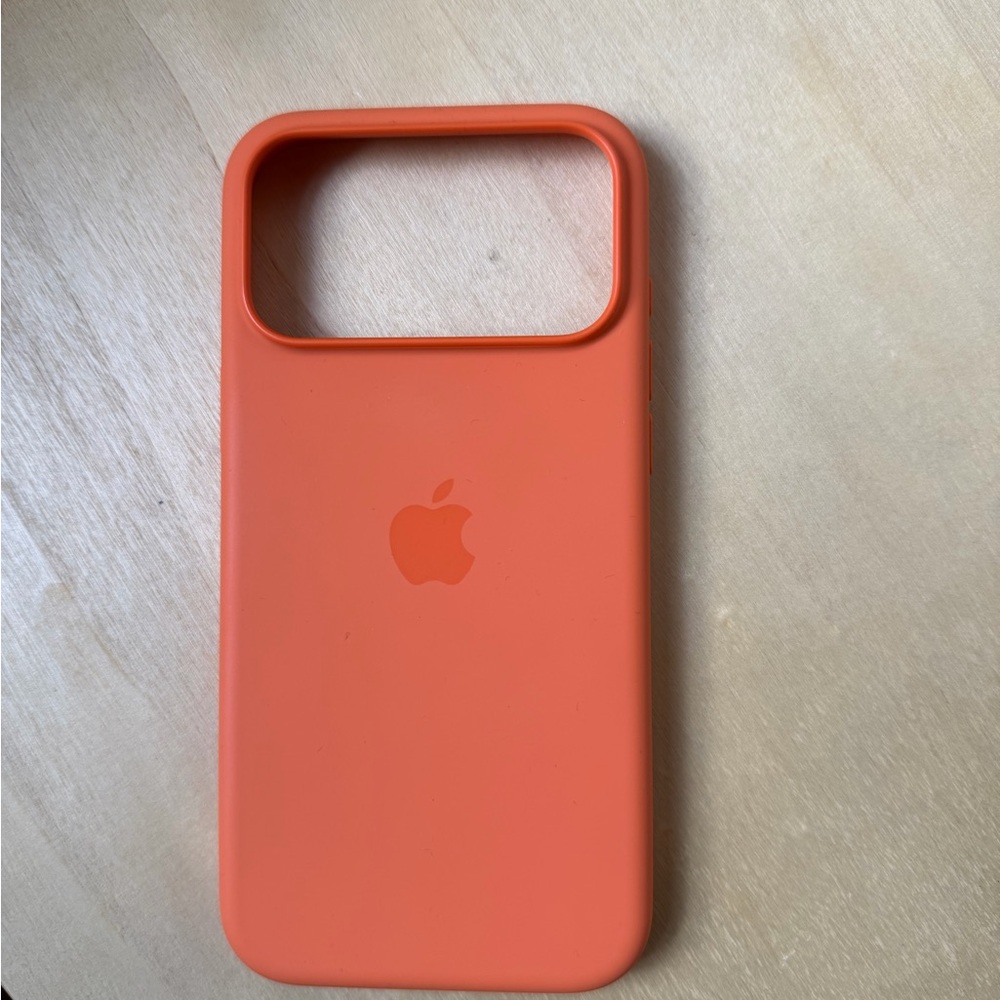 Apple Vibrant Orange iPhone 17 Pro Max Case